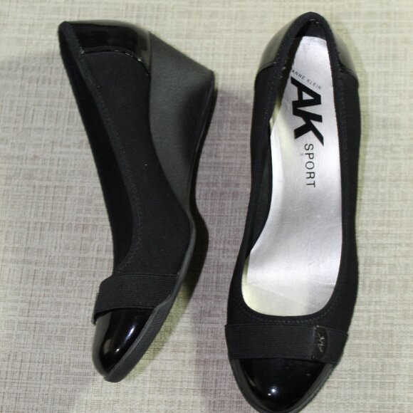 AK Sport Size 9.5  Black Stretch Fabric and Patent Wedge 2.25" Heels - Picture 1 of 7
